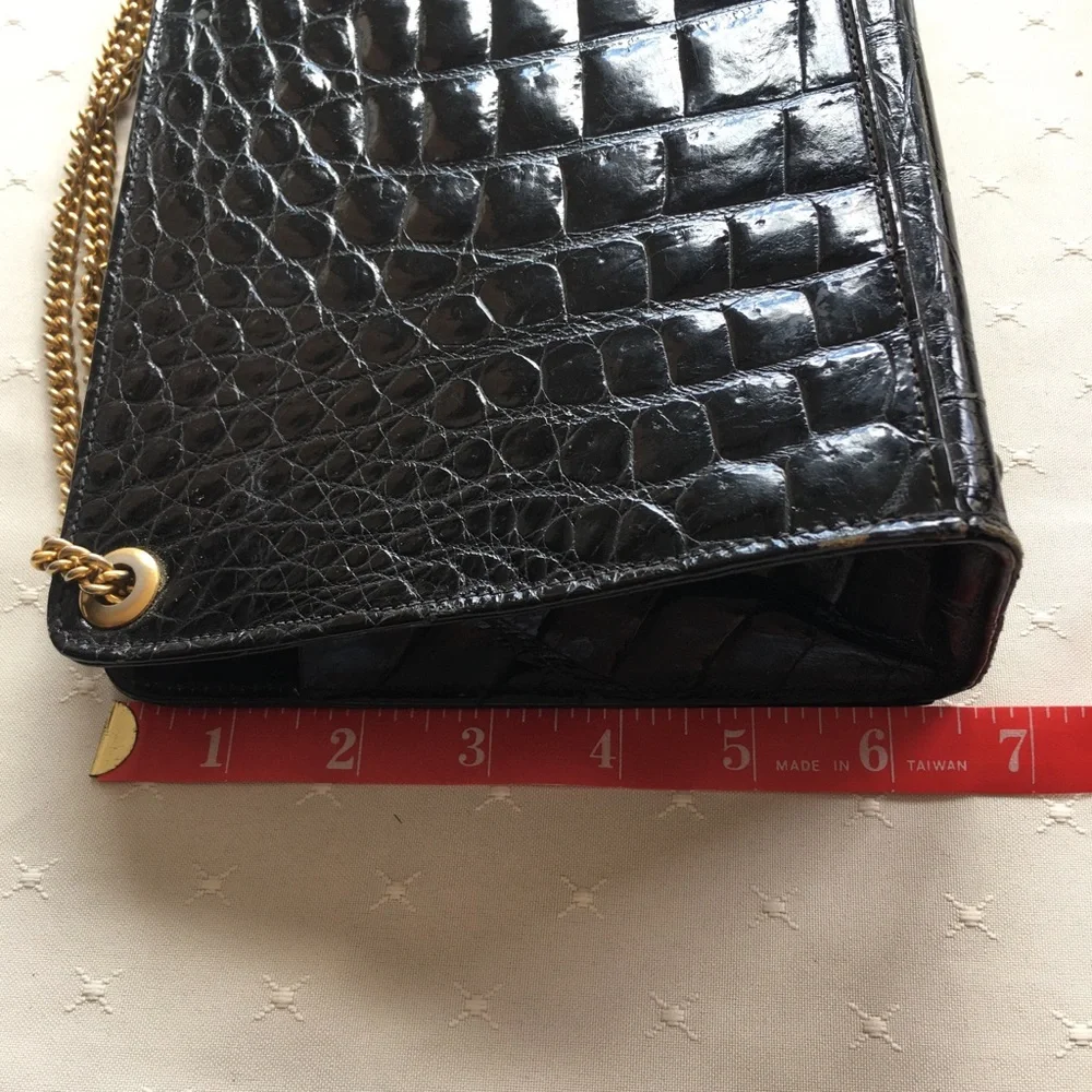 Saks Fifth Avenue sleek black
